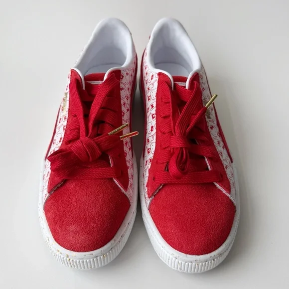 Hello Kitty Puma Suede Classic Sneakers Womens Size 7.5 Shoes Bright Red White - Picture 7 of 11